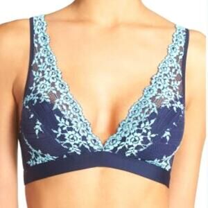 Wacoal Navy Blue Bra with Light Aqua Lace